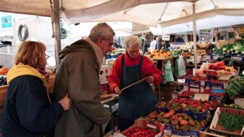 Roma, “Incontri d’autore”, mercati rionali in rete con eccellenze