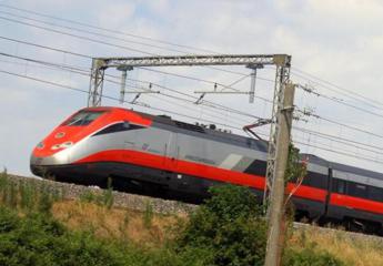 Treni Alta Velocità, guasto su linea Roma-Napoli: ritardi di 100 minuti