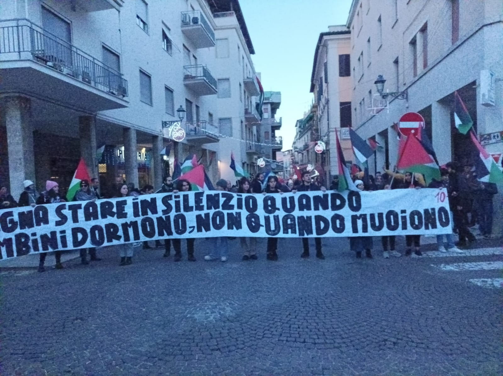 Velletri, manifestazione per la Palestina libera in Piazza Cairoli