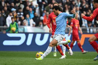 Lecce ko 1-0 grazie a Felipe Anderson e quarta vittoria di fila per la Lazio