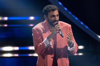 Sanremo 2024, Mengoni: “Per co-conduzione sto studiando come fosse esame università”