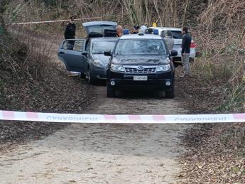 Treviso, cadavere nel bosco con ferite d’arma da taglio