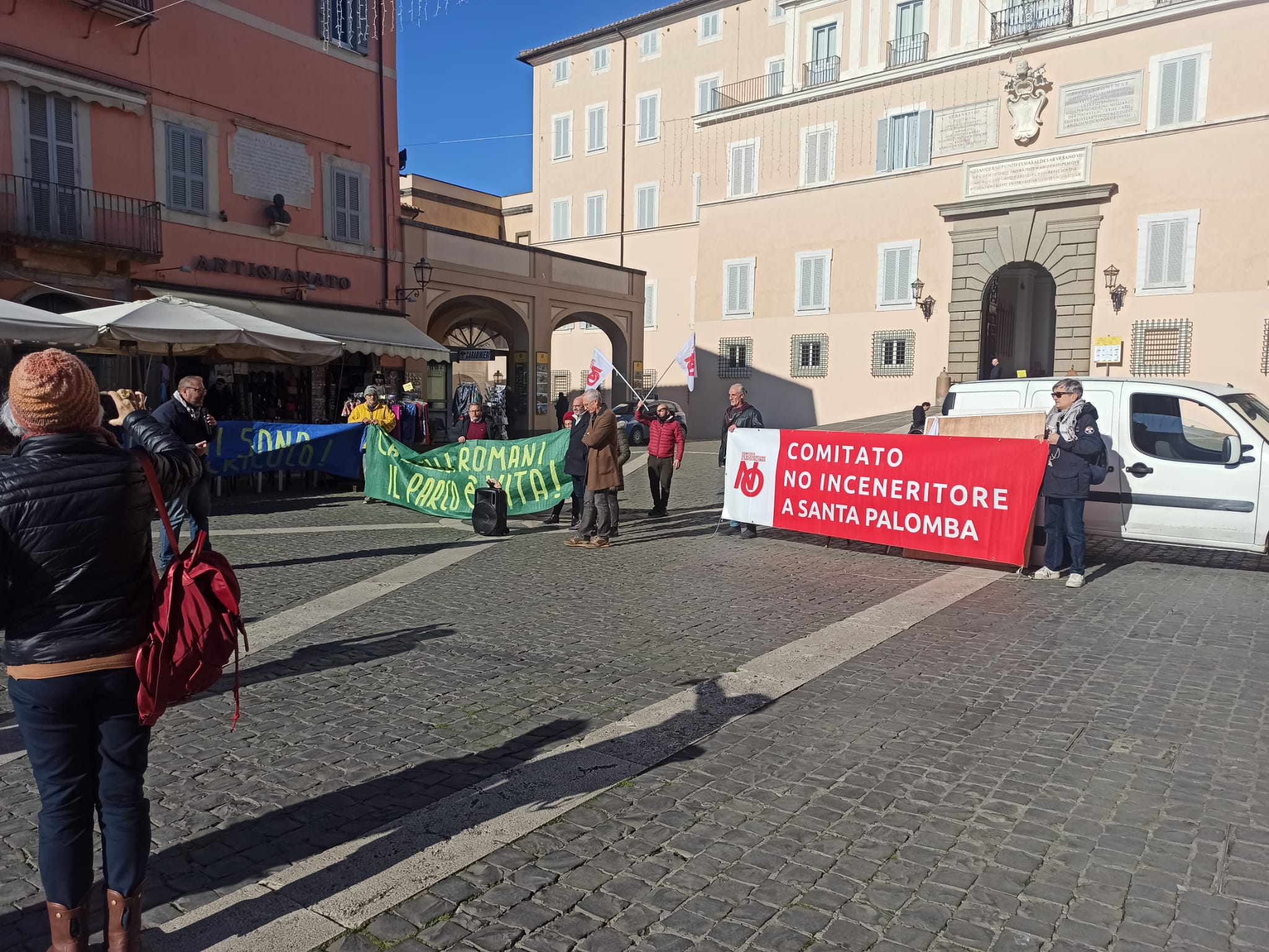 Castel Gandolfo, il Comitato No Santa Palomba organizza un flash mob contro l’inceneritore