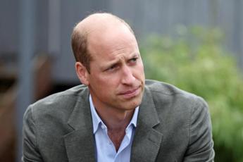 Principe William diserta cerimonia per ‘ragioni personali’. Fonti Kensington Palace: “Kate sta bene”