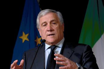 Scontri Pisa, Tajani: “Fare processo a forze dell’ordine è un errore”