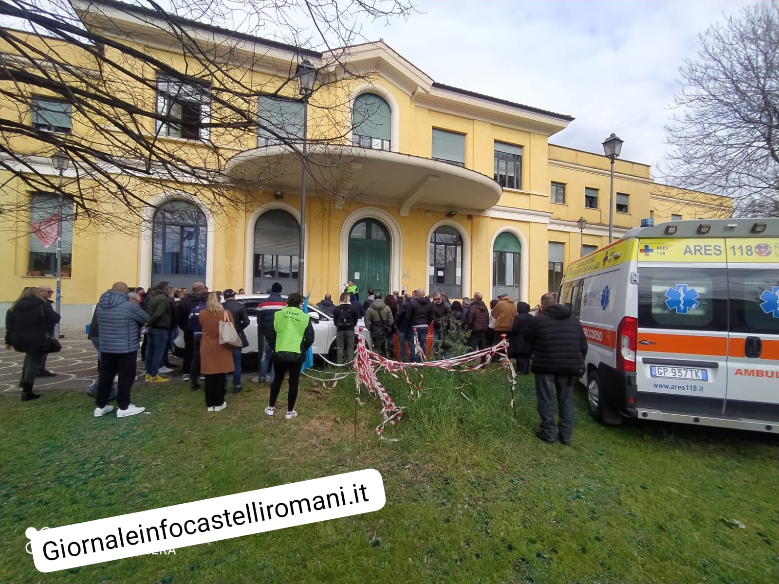 Castelli Romani, la protesta degli operatori del 118 davanti la sede centrale a Roma