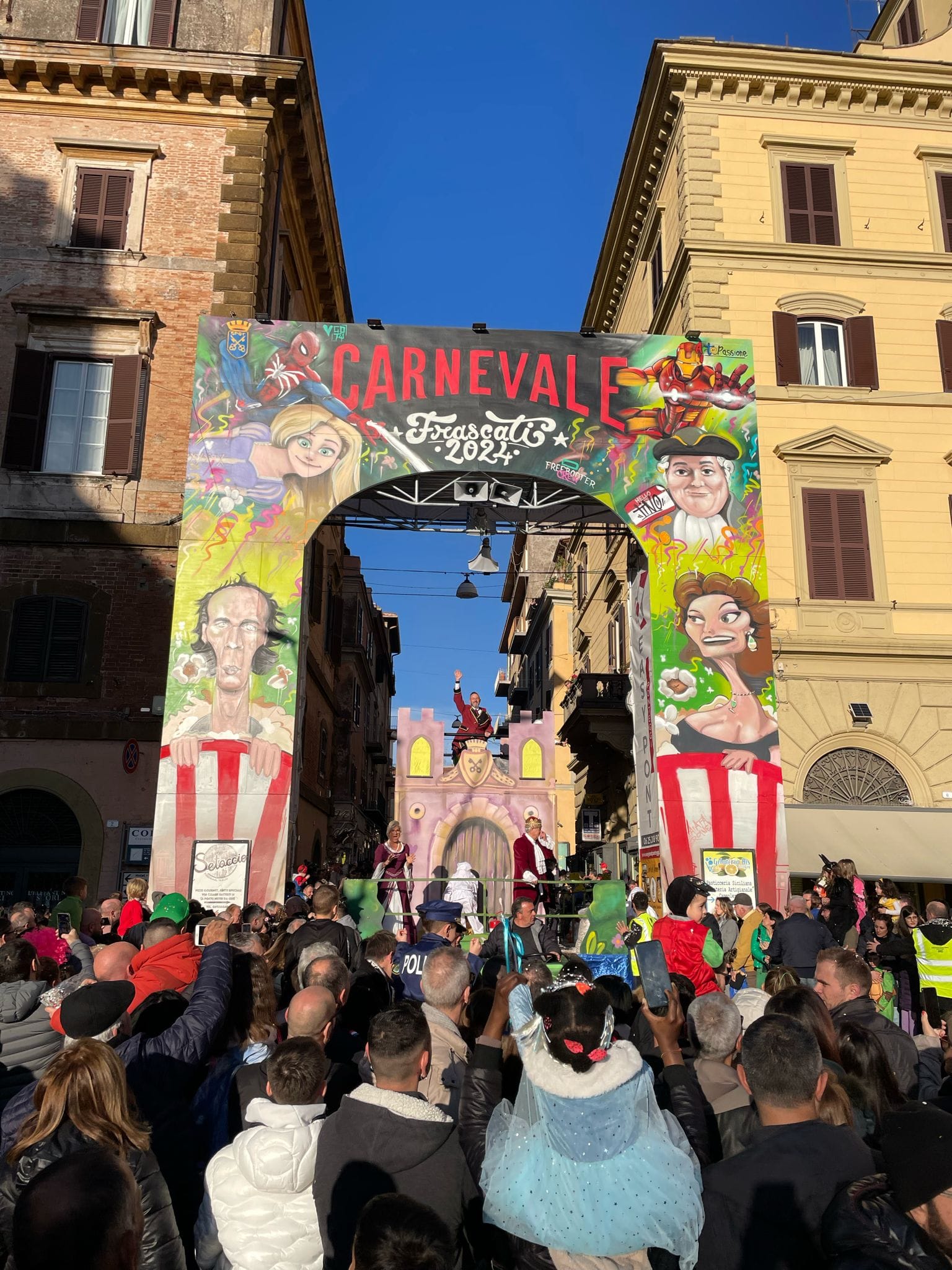 Frascati, Carnevale annullato per il brutto tempo