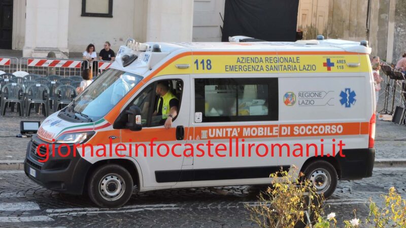 Ariccia, donna pakistana che ha partorito in casa, sta bene, ancora ricoverata all’Ospedale dei Castelli