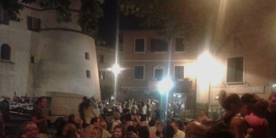 Frascati, i consiglieri di opposizione chiedono spiegazioni sull’occupazione e il suolo pubblico