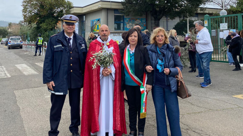 Ariccia, processione e messa per la Domenica delle Palme a Fontana di Papa: presenti l’Assessore Mariani e il Consigliere Isopo