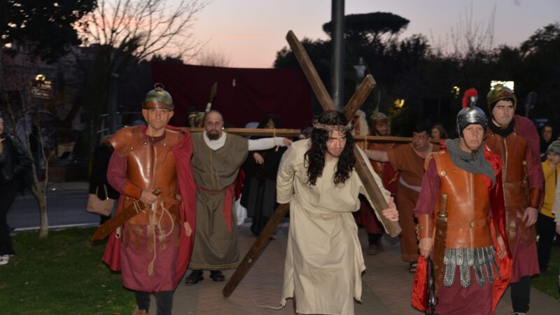 Rocca di Papa, partecipata rievocazione in costume della Passione di Cristo