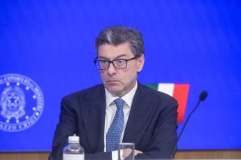 Def, Giorgetti: “Puntiamo ad aggiustamento dei conti in 7 anni”