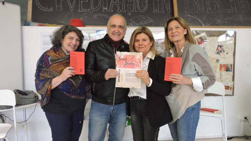 Genzano, la professoressa Eva Battiloro, presenta il suo secondo libro sulla vita scolastica: ” Scuola e Dintorni” i racconti della prof del Liceo Vailati. Foto-Video