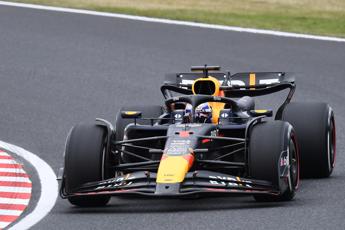 Gp Giappone, Verstappen comanda prove libere: Red Bull davanti a Ferrari