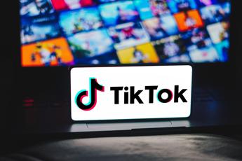 TikTok fa causa al governo Usa: “Messa al bando del social viola il primo emendamento”