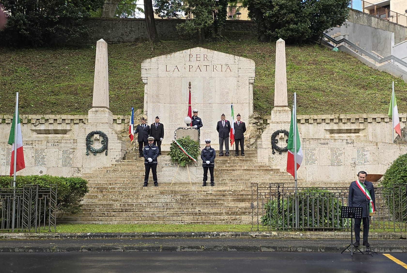 Velletri, la celebrazione per la Giornata della Liberazione in piazza Garibaldi