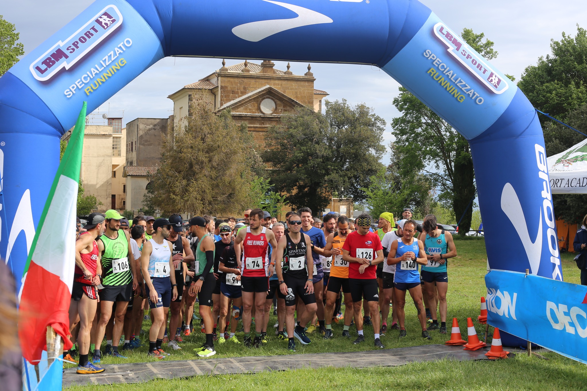 Monte Compatri, tempi da record per la Spartan Divertical Race a San Silvestro