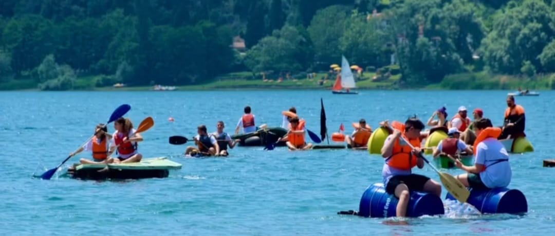 Castel Gandolfo il 26 Maggio la sfida dei gruppi Scout nella regata degli autocostruiti al lago