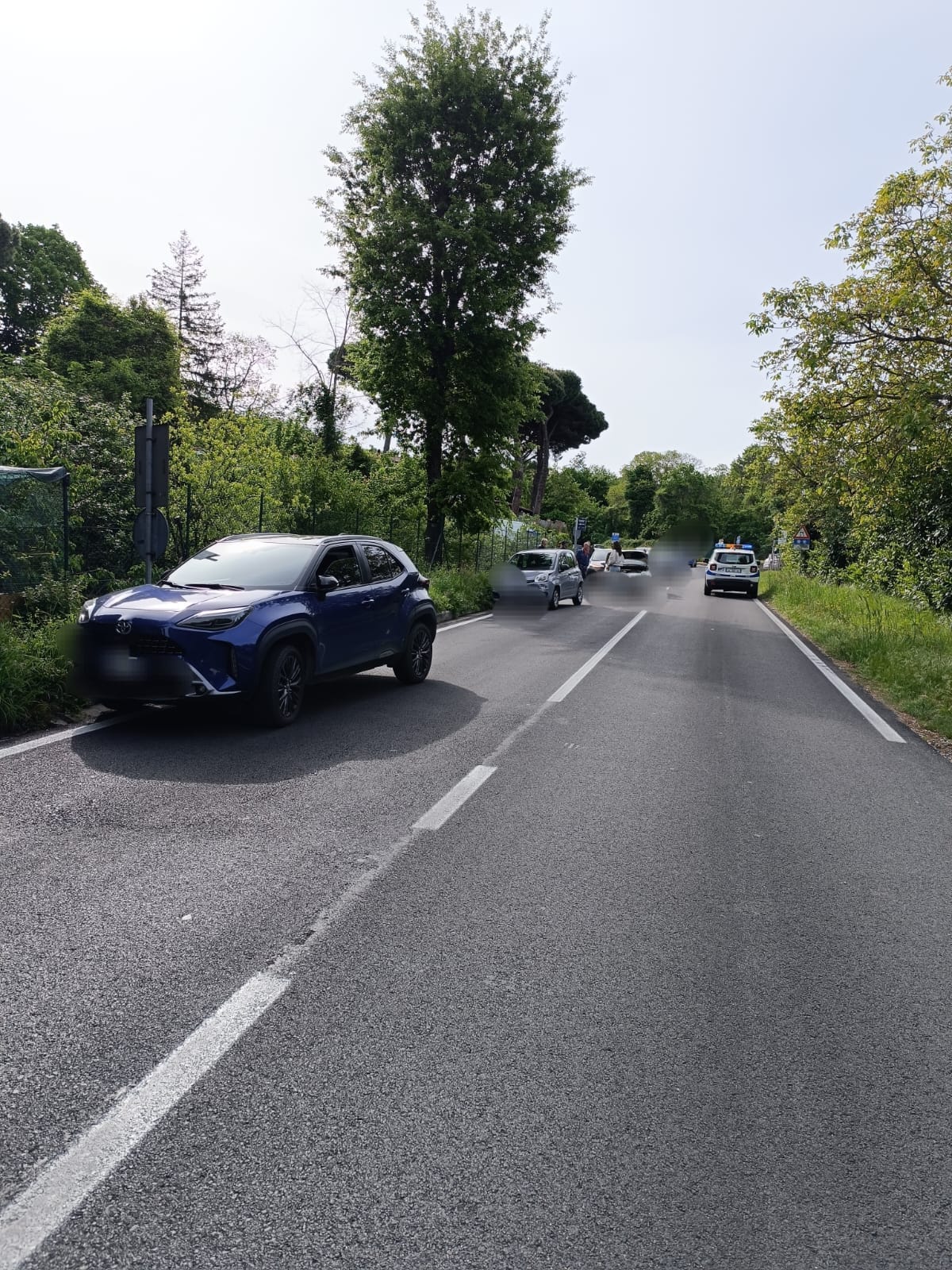 Rocca di Papa, tamponamento a catena tra quattro autovetture su Via dei laghi