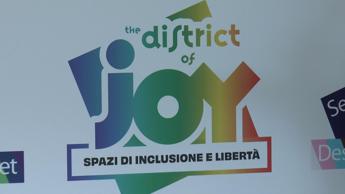 Milano Pride, Serravalle Designer Outlet dà il via a ‘The district of Joy’