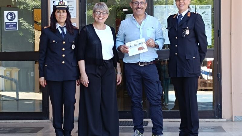 Rocca di Papa, mattinata partecipata e incoraggiante per la consegna di brochure educative nelle Scuole Medie