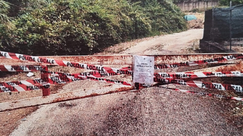 Ariccia, la Polizia Locale sequestra carne suina e un’area diventata discarica abusiva