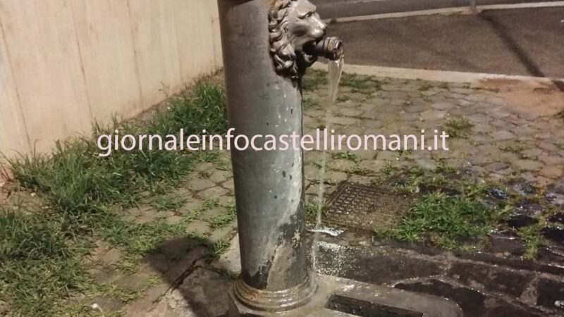 Genzano, perdite d’acqua in via Silvestri, sporcizia nella fontana della piazza e danneggiamenti alle auto – le segnalazioni dei cittadini