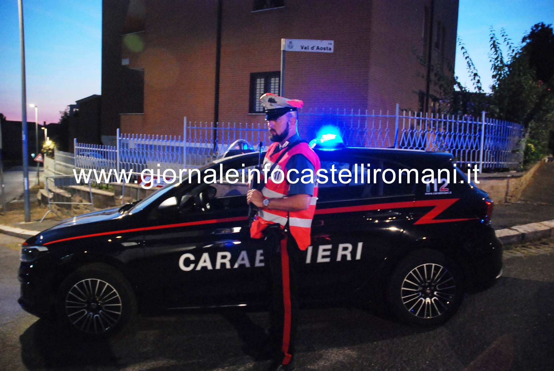 Genzano, controlli serrati dei Carabinieri contro i furti in abitazioni, ingente schieramento in strada nel week end (Foto-Video)