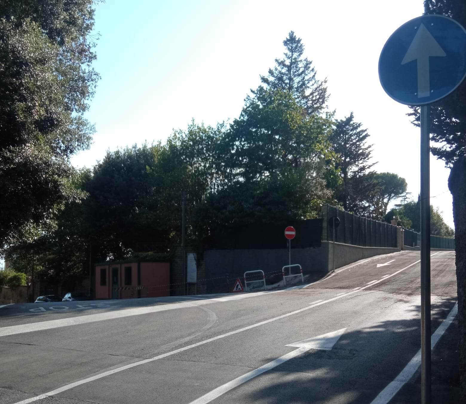 Ariccia, conclusi i lavori di allargamento di via Selvotta: nuova disciplina della circolazione stradale