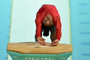 Parigi 2024, Biles fa tris: oro anche al volteggio