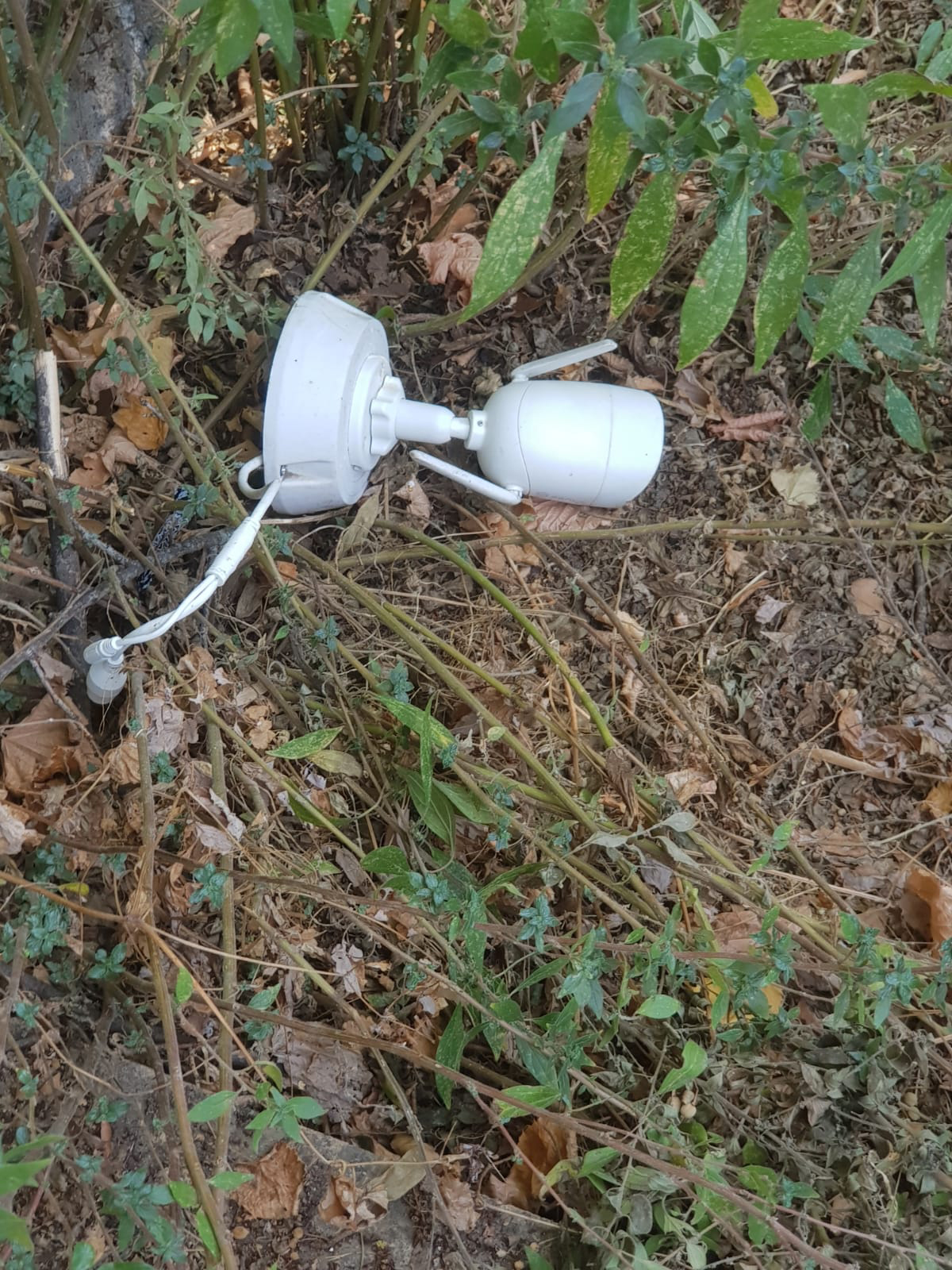 Genzano, danneggiata la videocamera del parcheggio di viale Mazzini