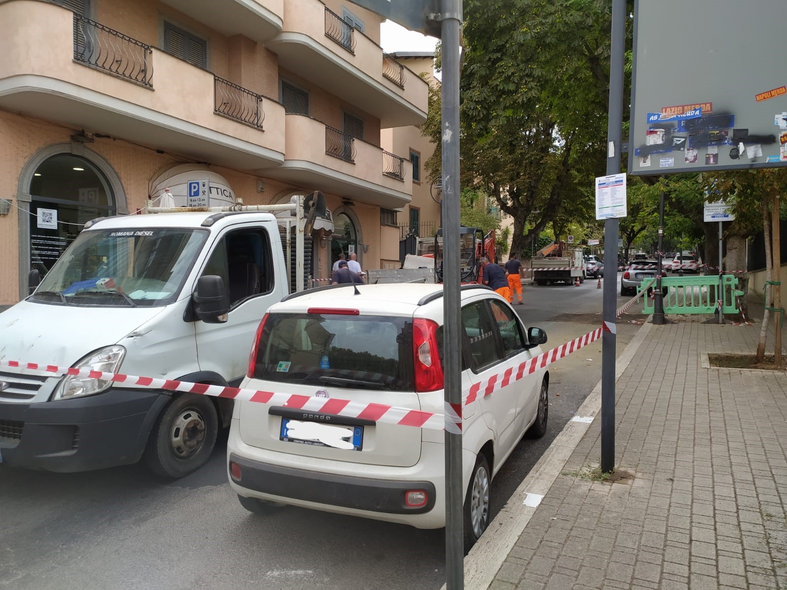 Grottaferrata, intervento straordinario di Enel su Viale I Maggio