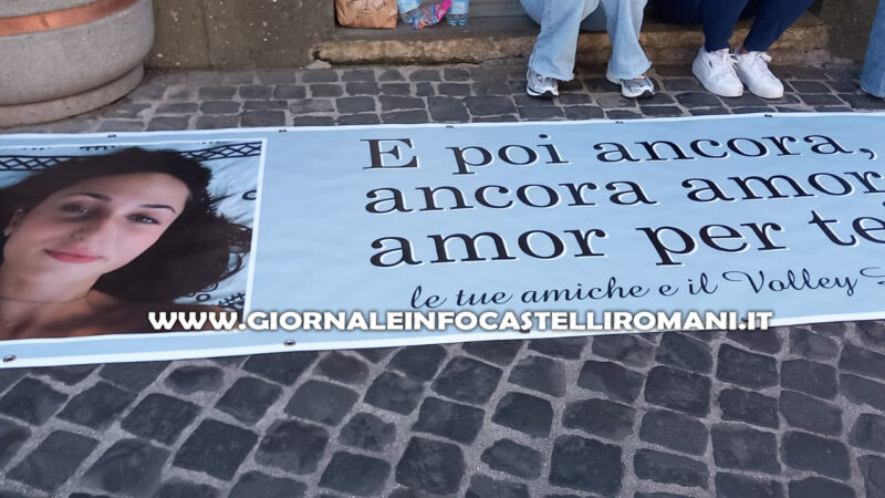 Palestrina, i funerali di Camilla Cecconi investita sulle strisce pedonali mentre andava a messa