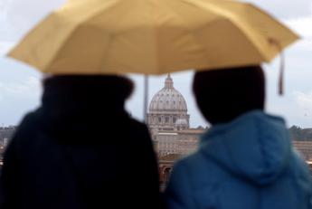 Allerta meteo a Roma: forti piogge, raffiche di vento e grandine