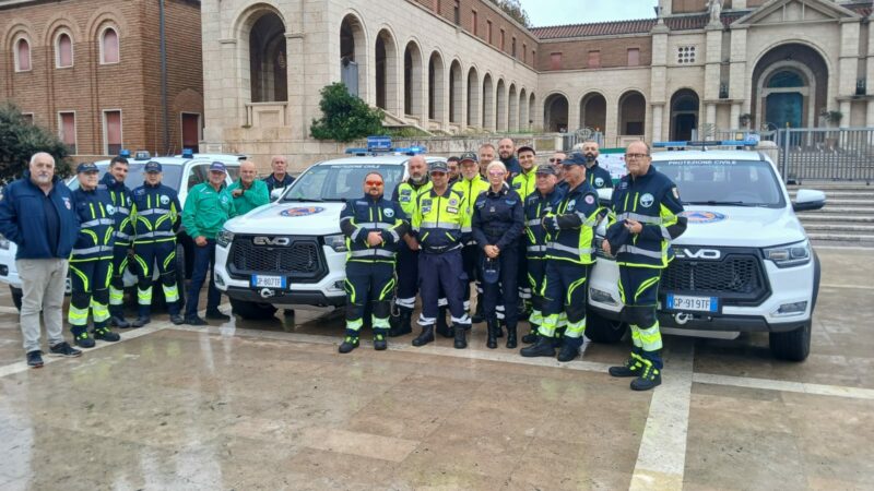 Nettuno, presentato nuovo mezzo della Protezione Civile ODV. Un efficiente Pick-up per le emergenze climatiche e calamità naturali