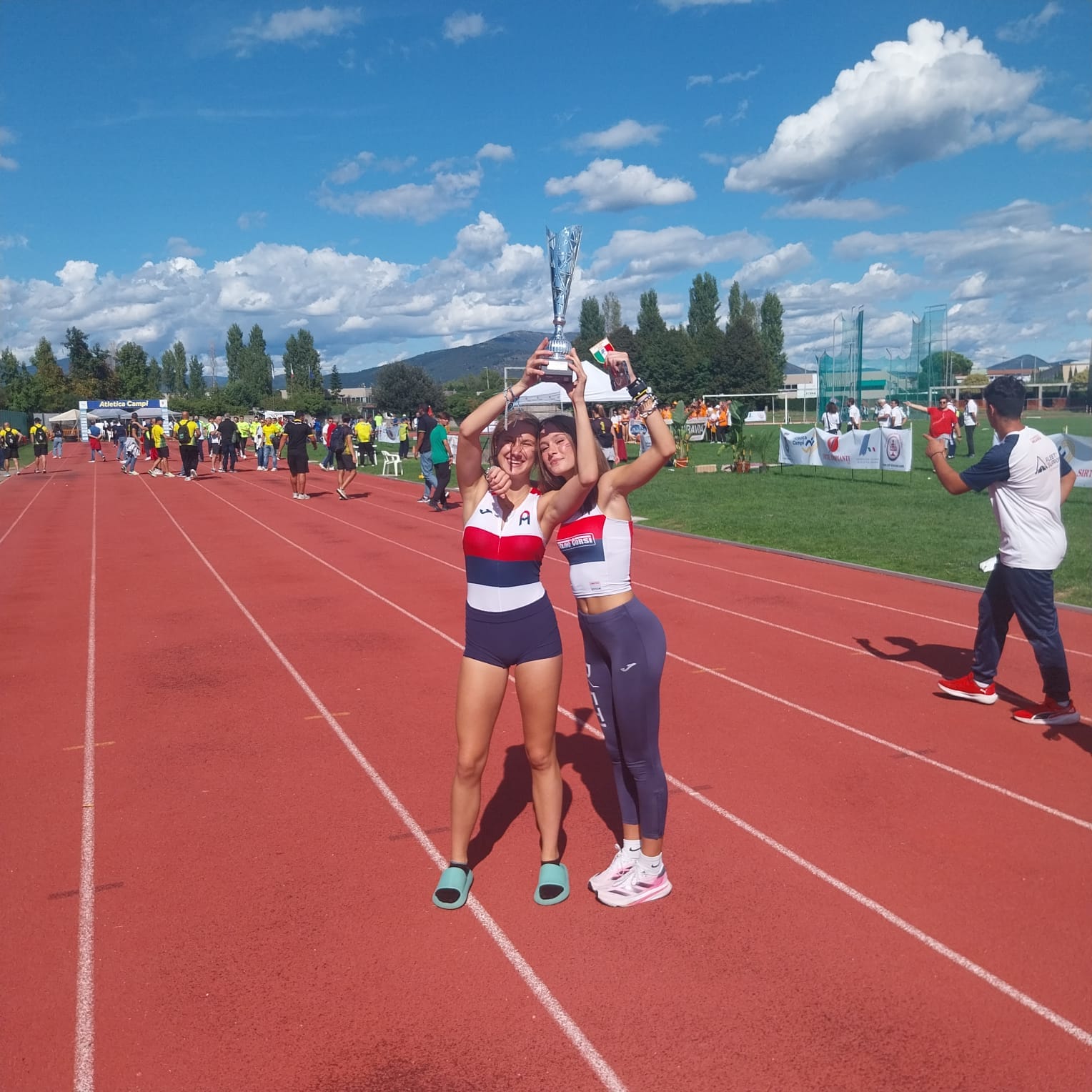 Genzano, Sofia Iacoangeli e Ludovica Urbani, campionesse italiane a squadre, Ai Campionati “Serie Oro” di Atletica Leggera a Campi di Bisenzio (Fi)