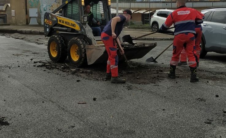 Genzano, intervento della Protezione Civile a Via del Lavoro a causa del mal tempo