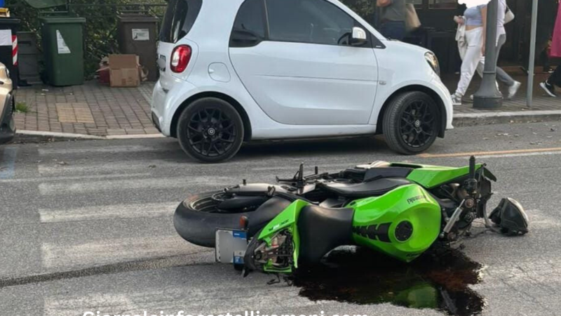 Castel Gandolfo, incidente autonomo con la moto nel pomeriggio di ieri sul lungolago