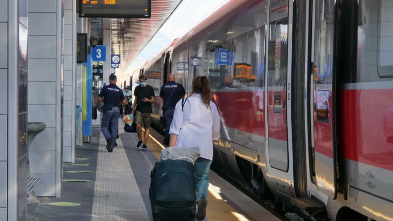 Roma, Treni: è stato un chiodo a causare il caos. La situazione oggi è tornata regolare