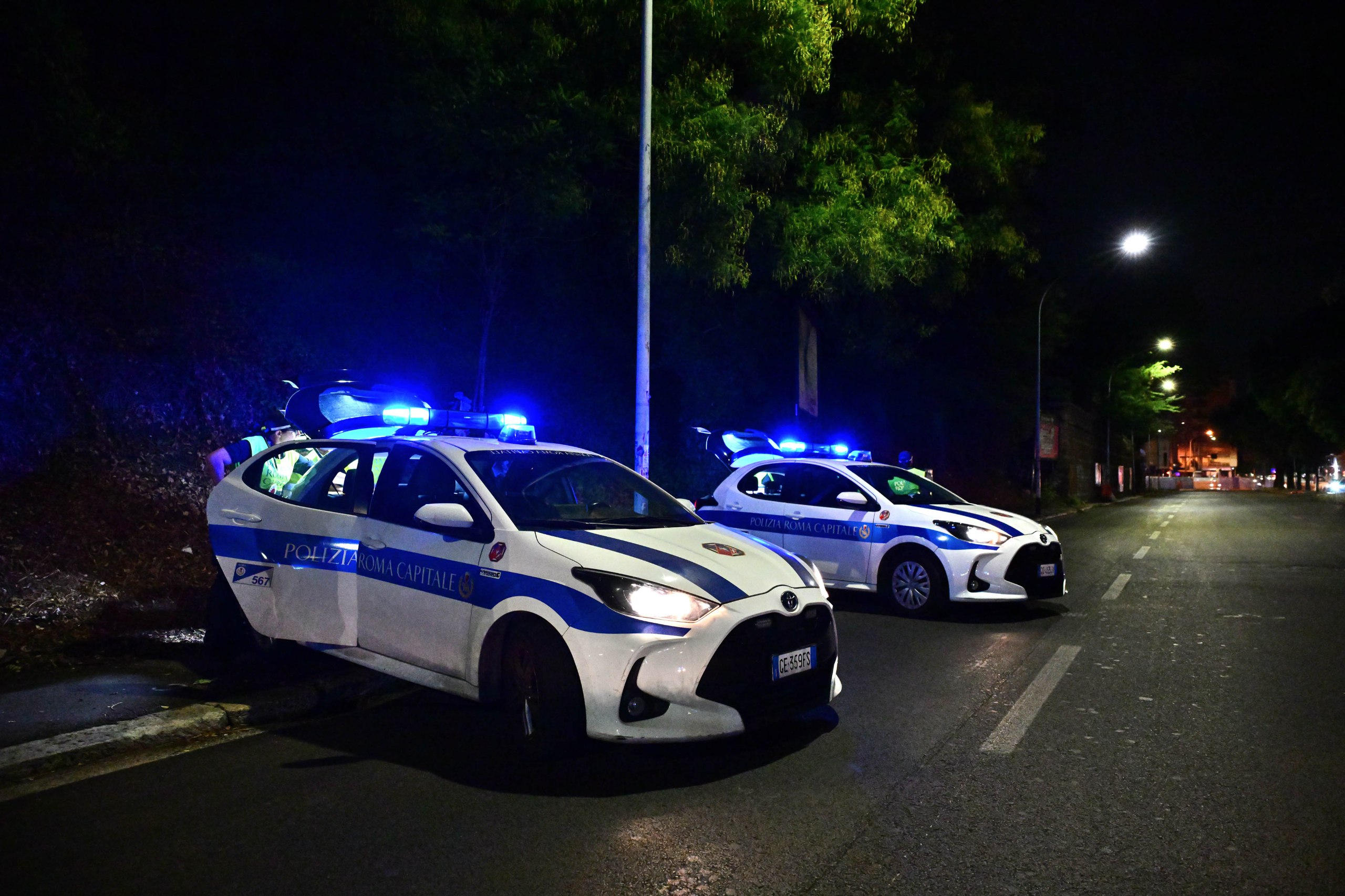 Roma, Polizia Locale ferma tre minorenni in possesso di sostanze stupefacenti. Mille gli illeciti registrati nel fine settimana