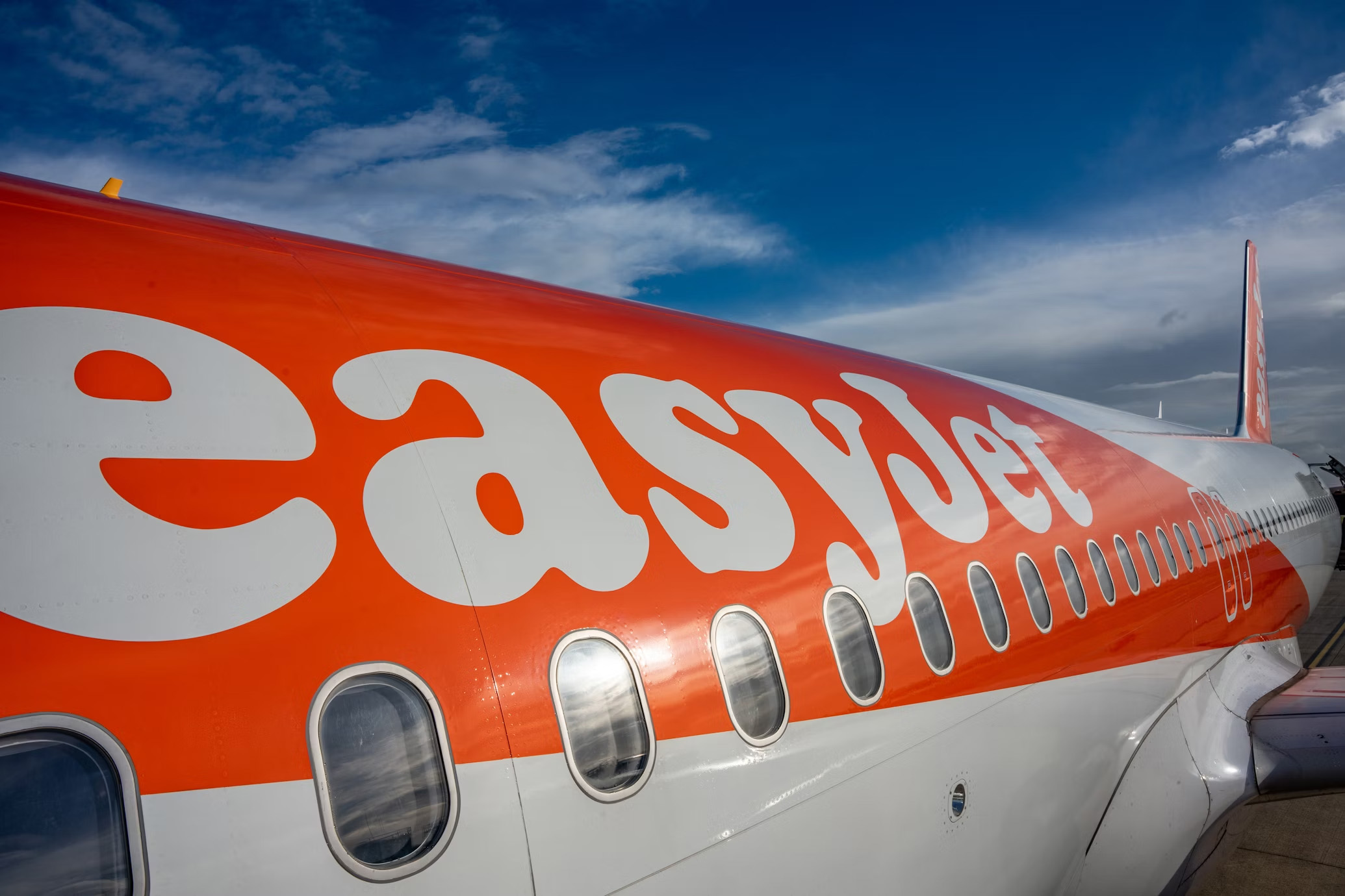 Ritardo nel volo Milano-Brindisi: la compagnia EasyJet costretta a rimborsare due passeggeri